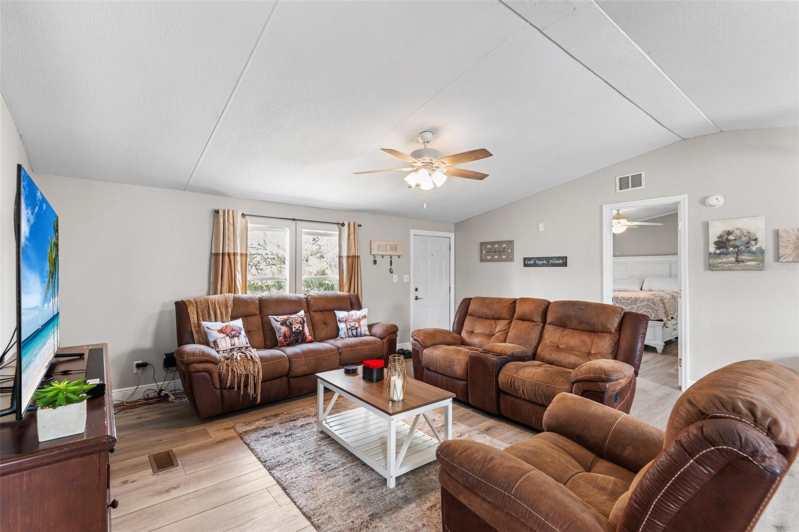 EVANS ACRES - Residential