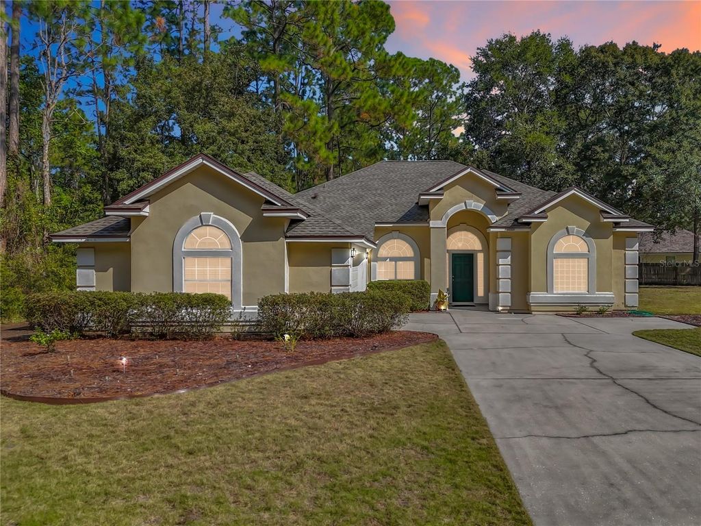 Photo of 96028 Long Island Place, Fernandina Beach, FL 32034 (MLS # O6365632)