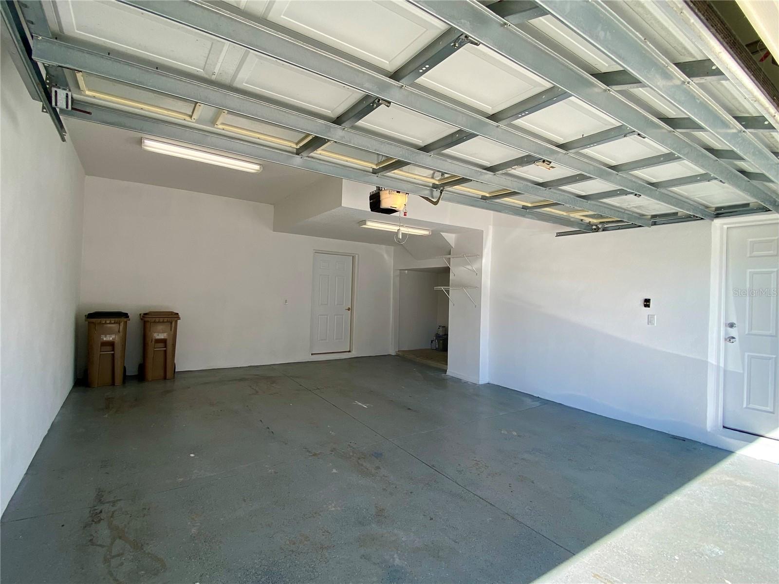 SWEETWATER RIDGE CONDO AT MAGNOLIA POINTE - Residential Lease