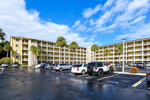 3740 LAKE BAYSHORE DRIVE 501 BRADENTON FL 34205