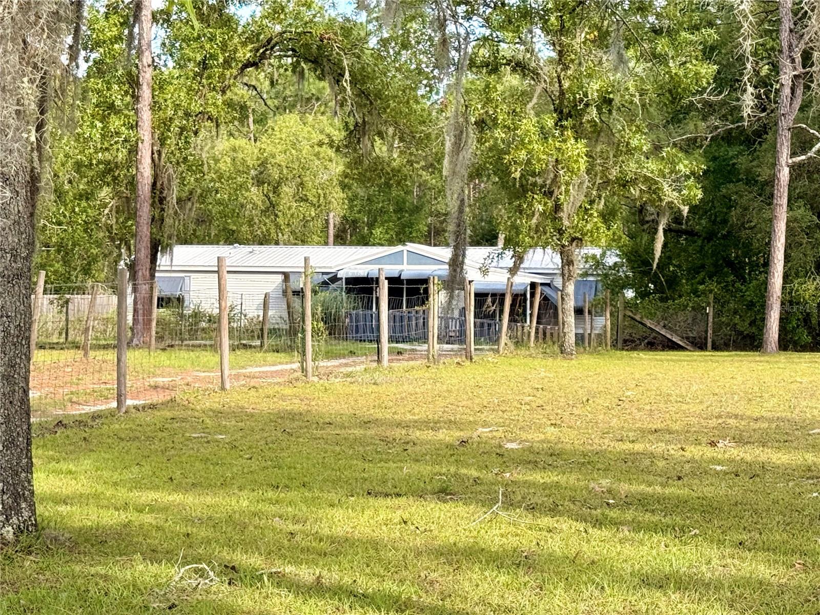 FOX GROVE FARMS - Residential