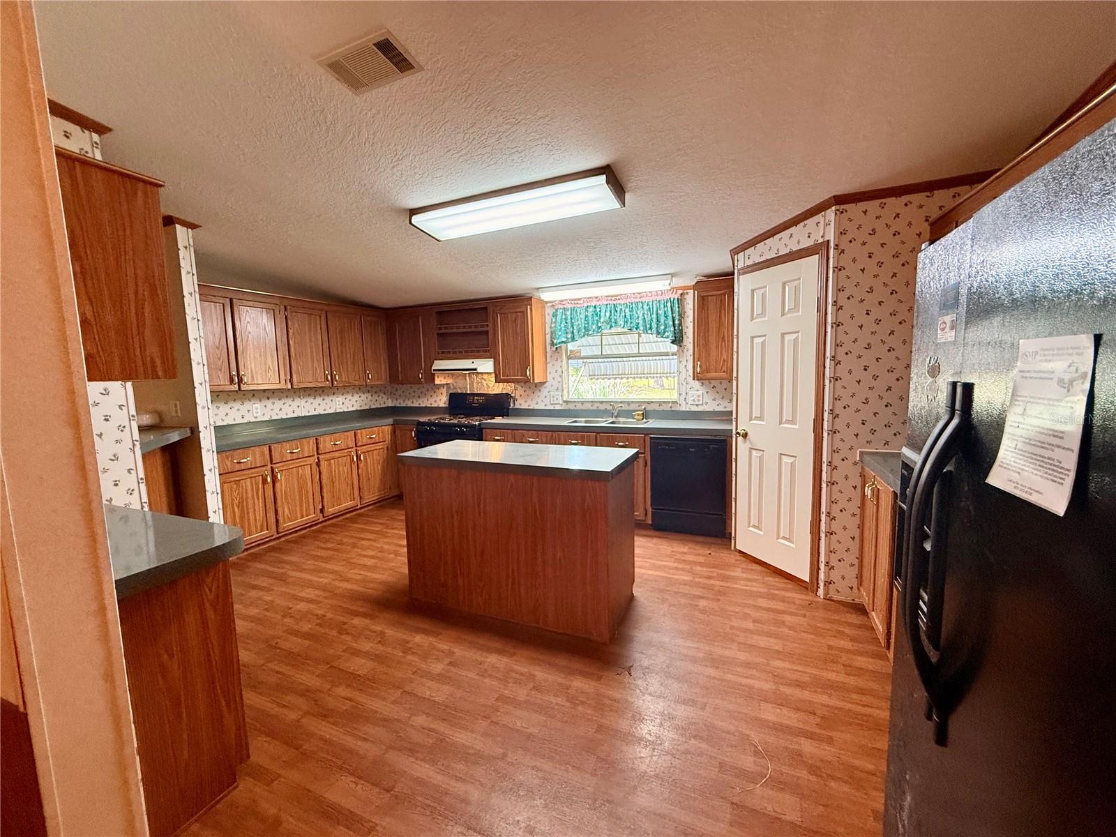 FOX GROVE FARMS - Residential