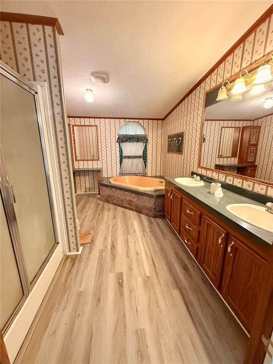 FOX GROVE FARMS - Residential