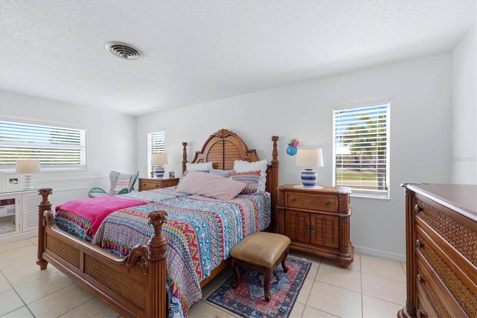 GULF AIRE - Residential