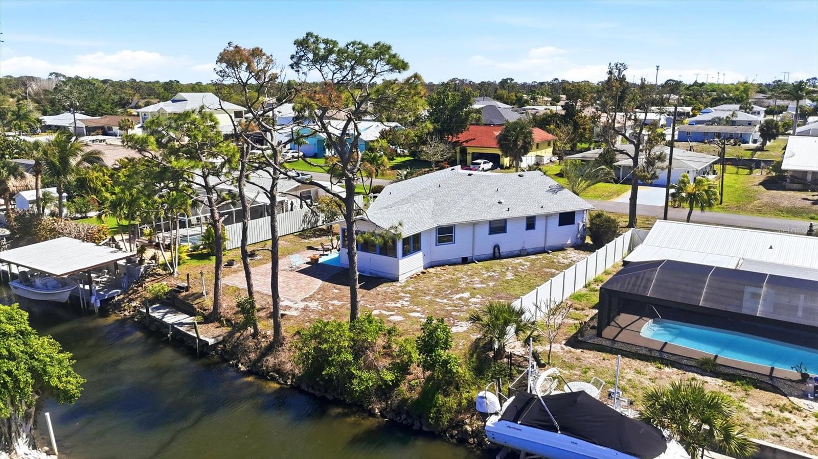 GULF AIRE - Residential