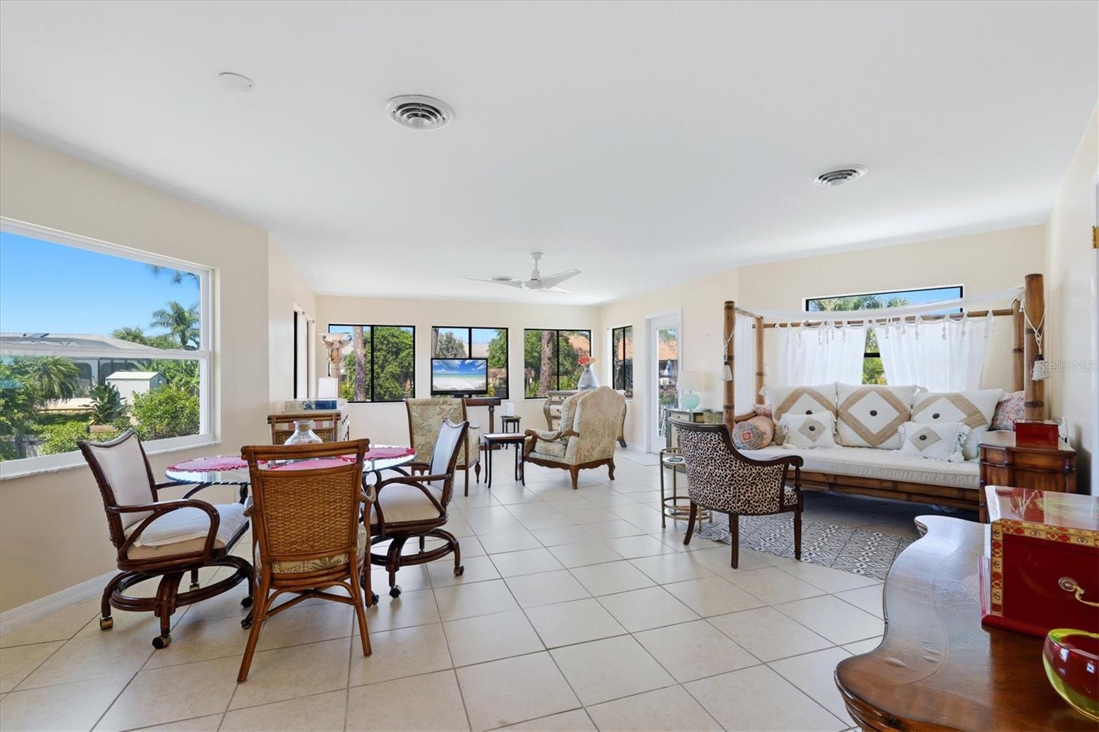 GULF AIRE - Residential