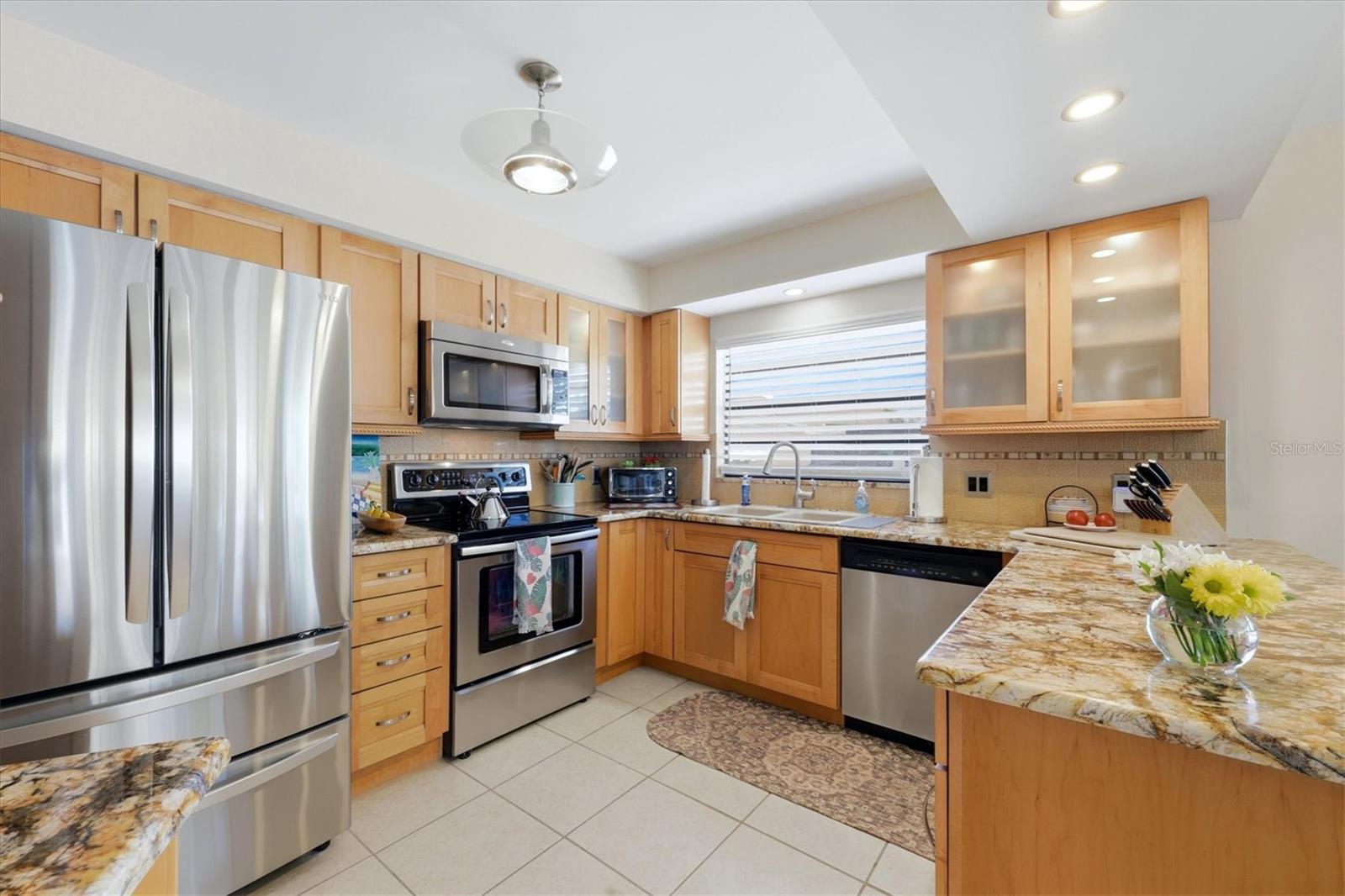 GULF AIRE - Residential