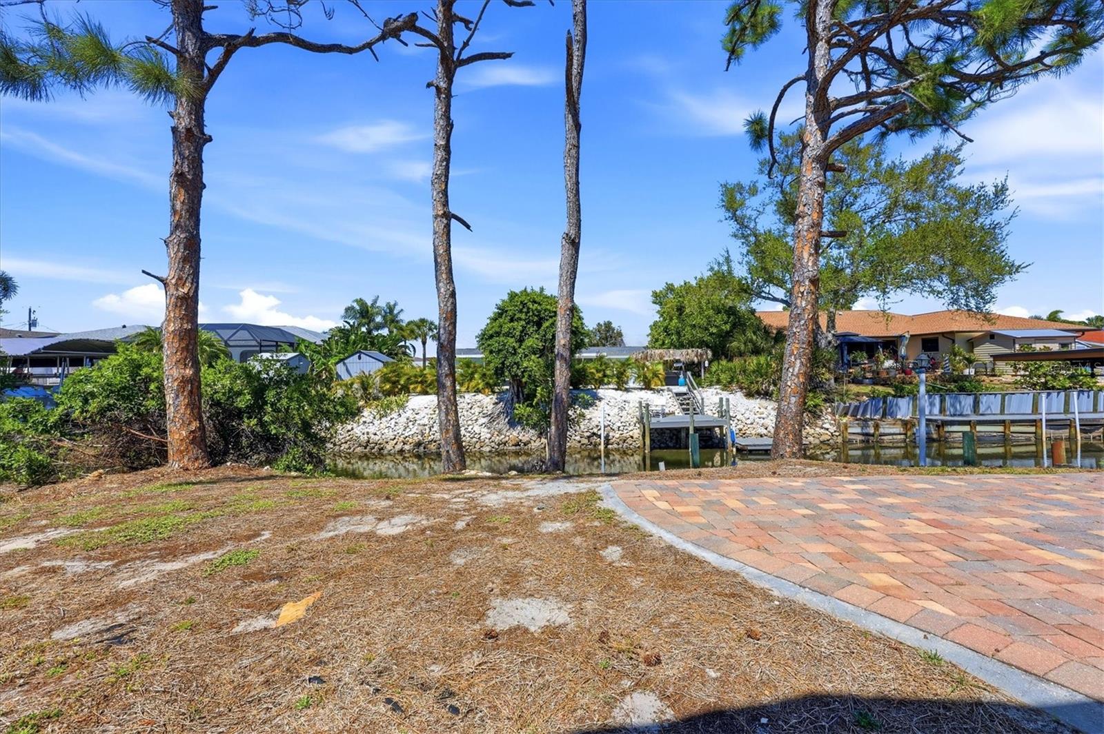 GULF AIRE - Residential