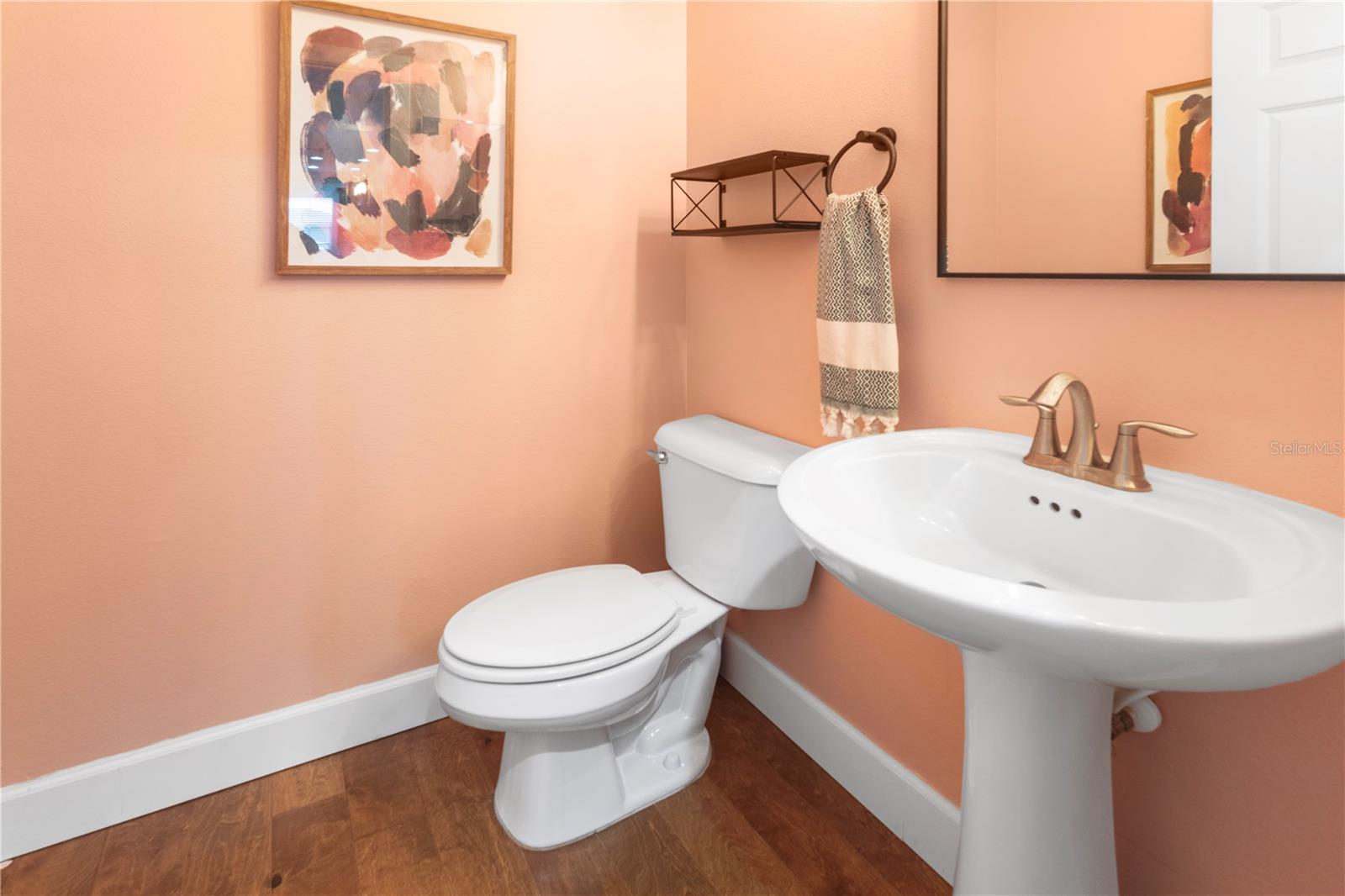 HAYES PARK VILLAGE - Residential Lease