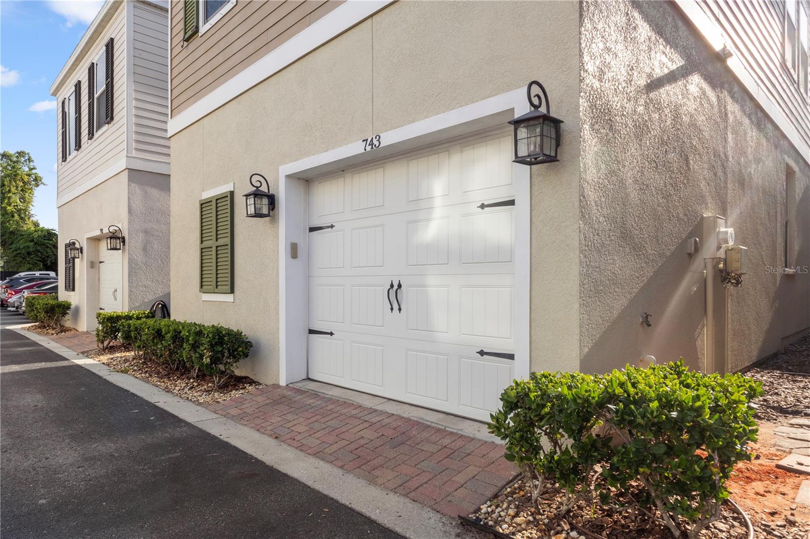 HAYES PARK VILLAGE - Residential Lease