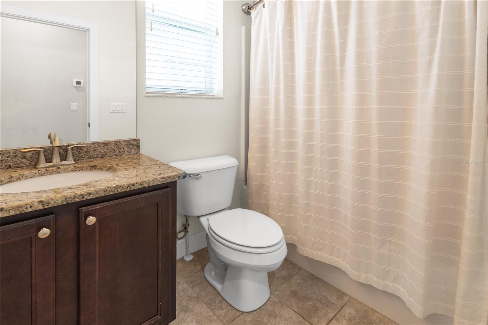 HAYES PARK VILLAGE - Residential Lease