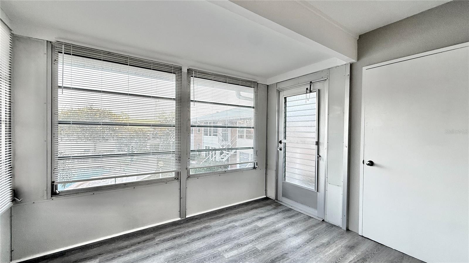 EDGEWATER MANOR - Residential Lease