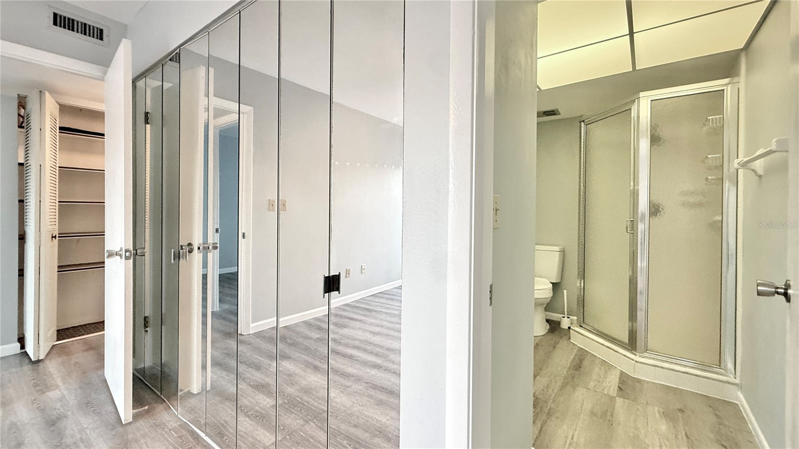 EDGEWATER MANOR - Residential Lease