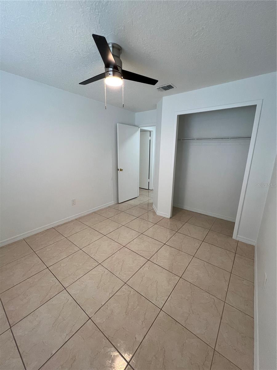 INDIAN RIDGE UNIT 2 - Residential Lease