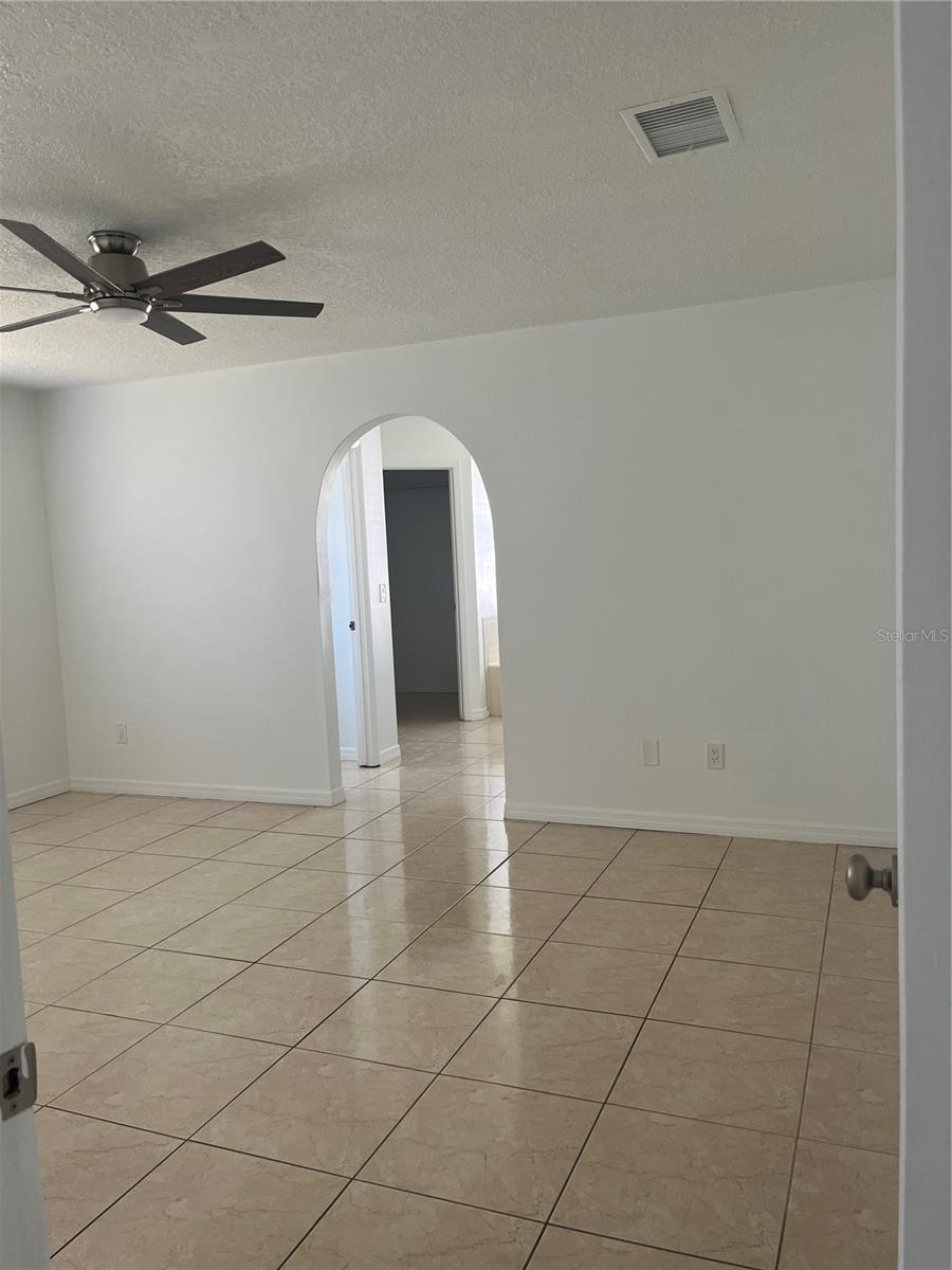 INDIAN RIDGE UNIT 2 - Residential Lease