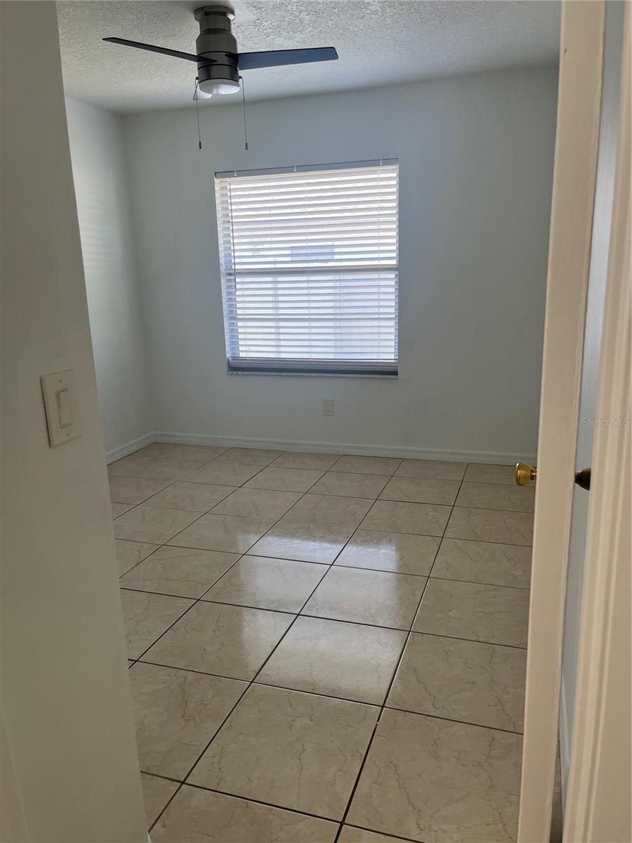 INDIAN RIDGE UNIT 2 - Residential Lease