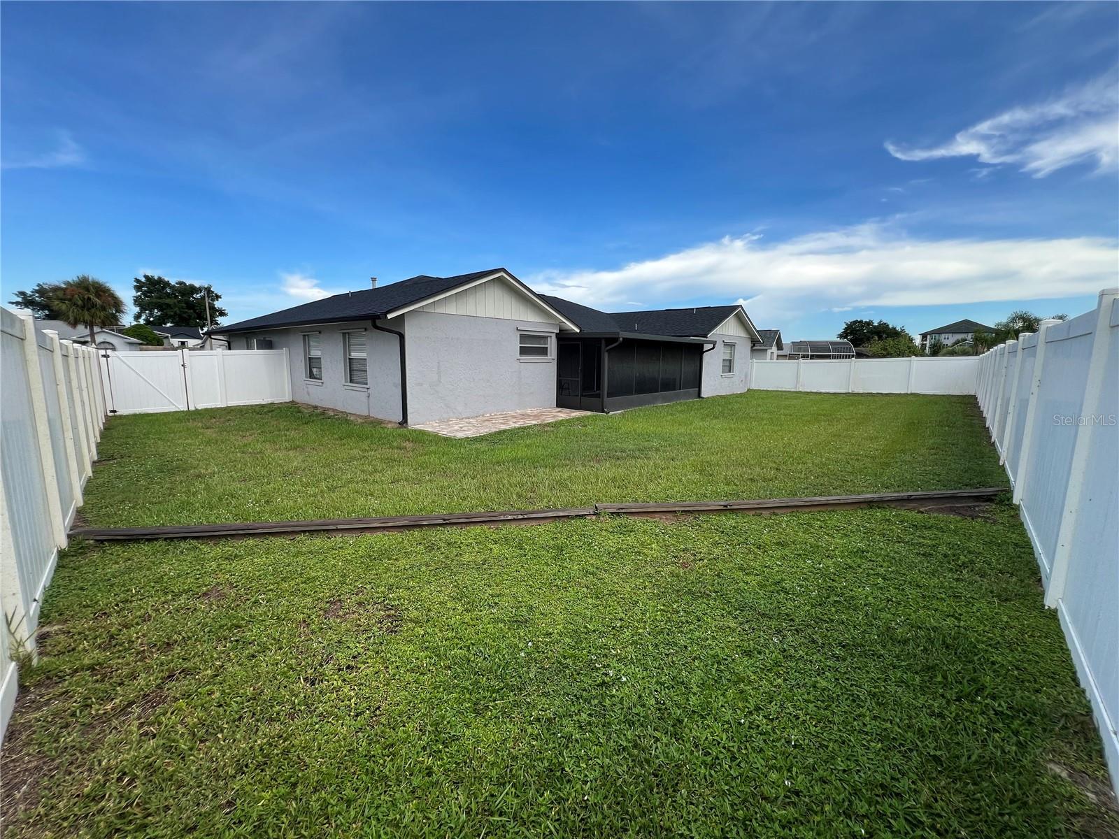 INDIAN RIDGE UNIT 2 - Residential Lease