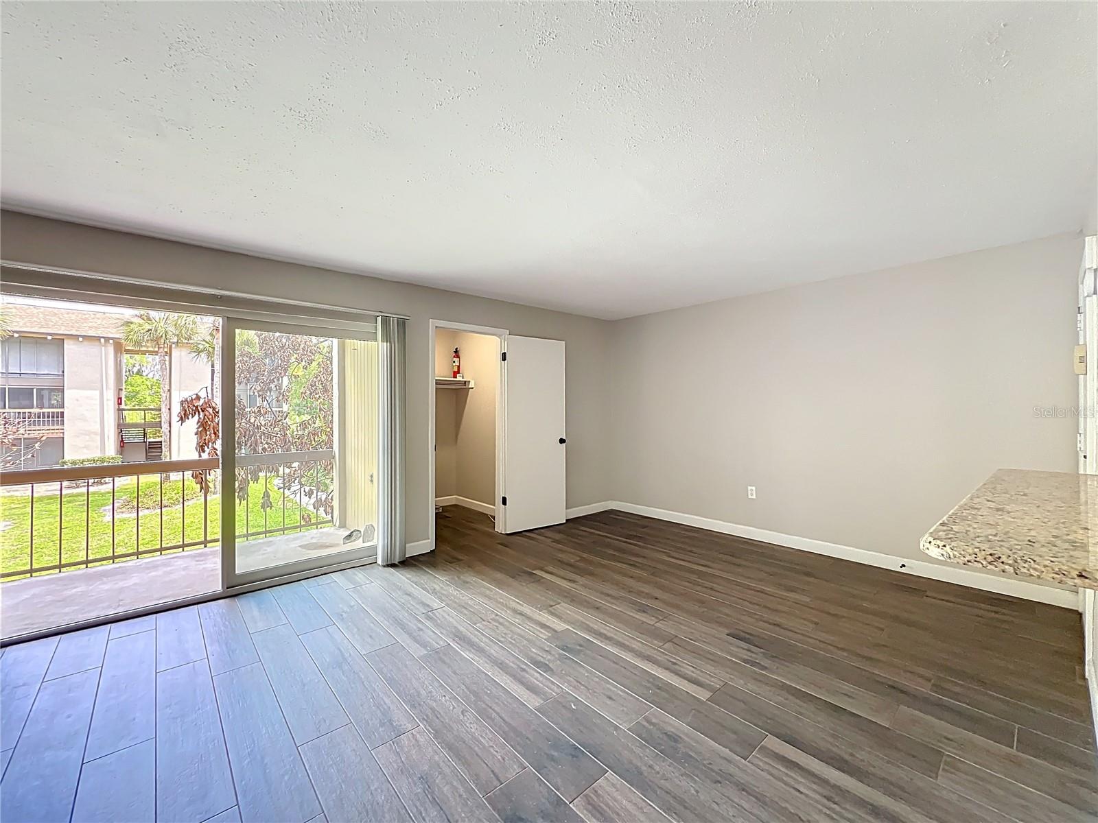 SANDY COVE - Residential