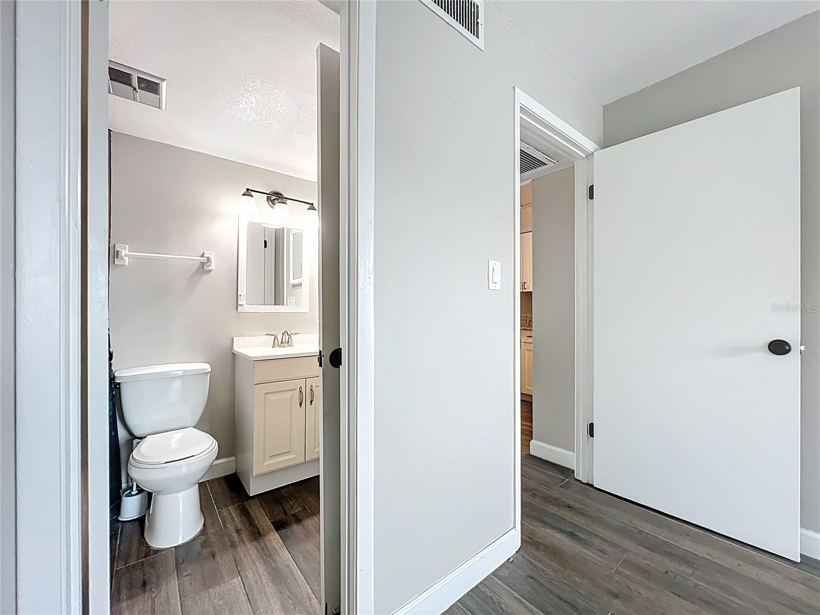 SANDY COVE - Residential