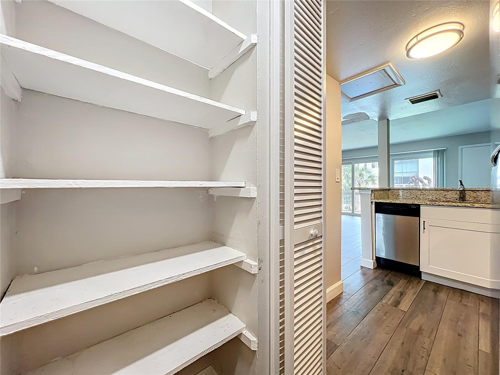 SANDY COVE - Residential