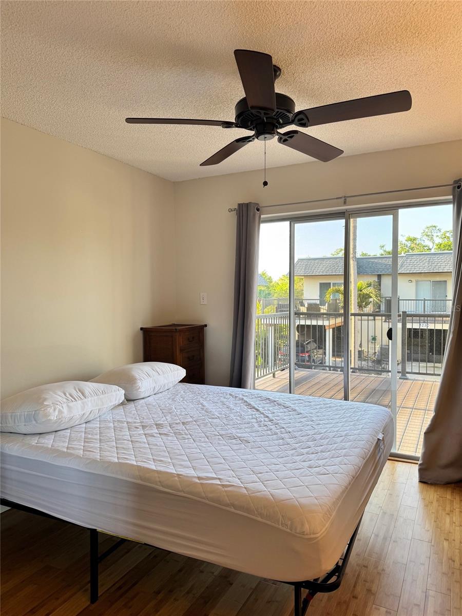 RAMBLEWOOD ACRES - Residential Lease