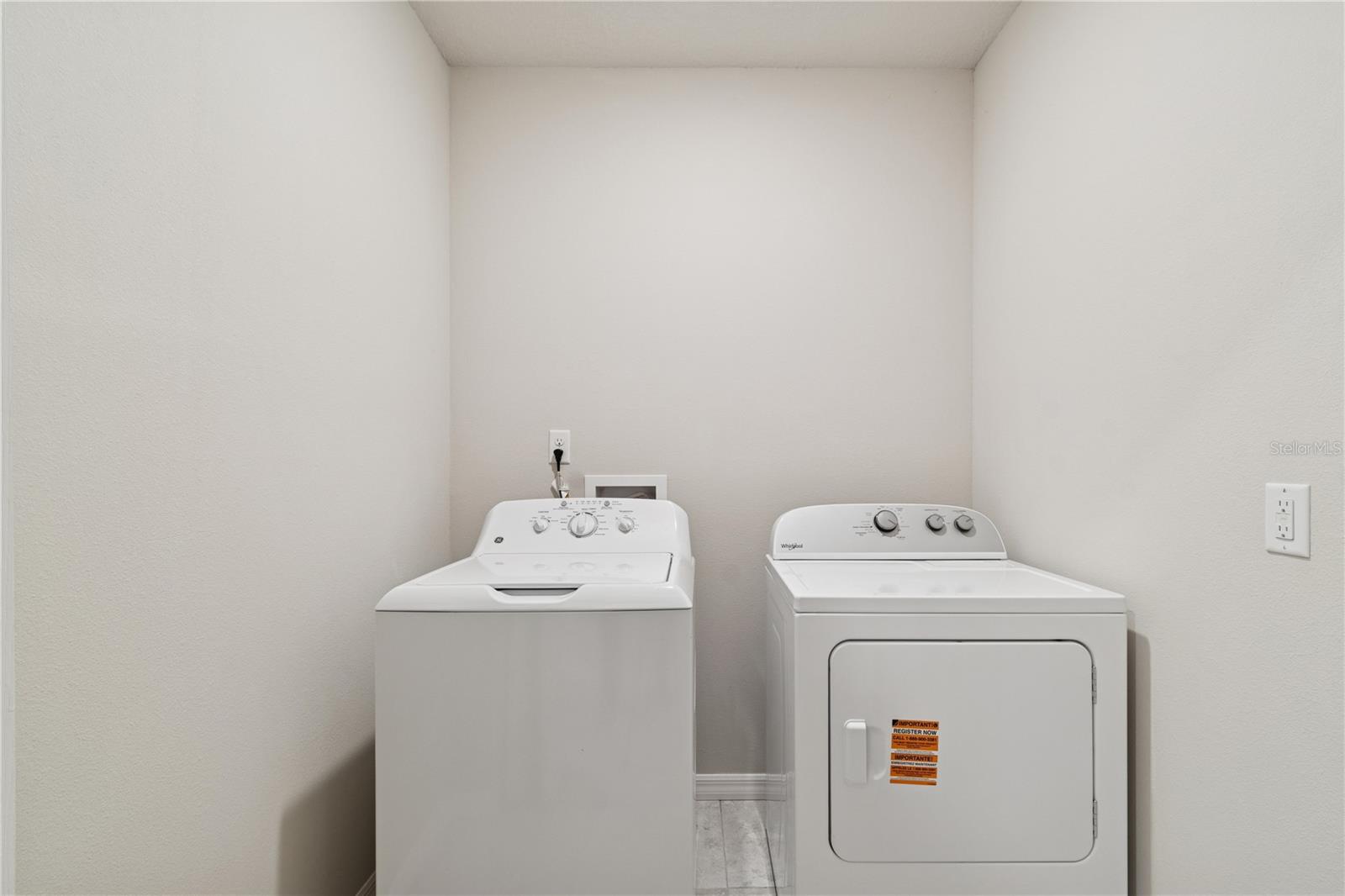 NEWBERRY CORNERS PH IIA PB 34 PG 91 - Residential