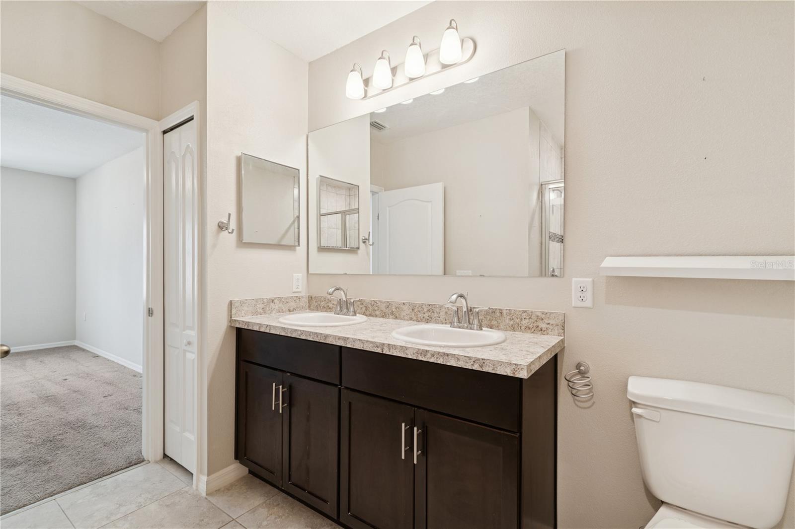 NEWBERRY CORNERS PH IIA PB 34 PG 91 - Residential