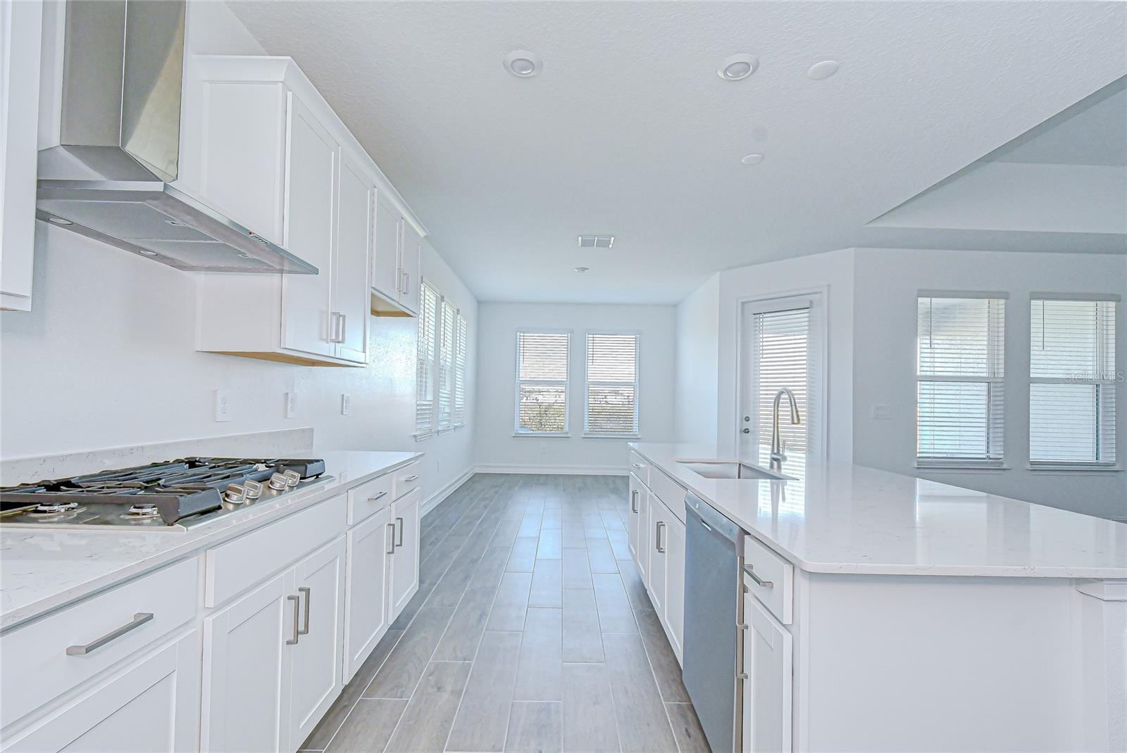 CONNERTON VLG 4 PHS 2B & 2C - Residential Lease