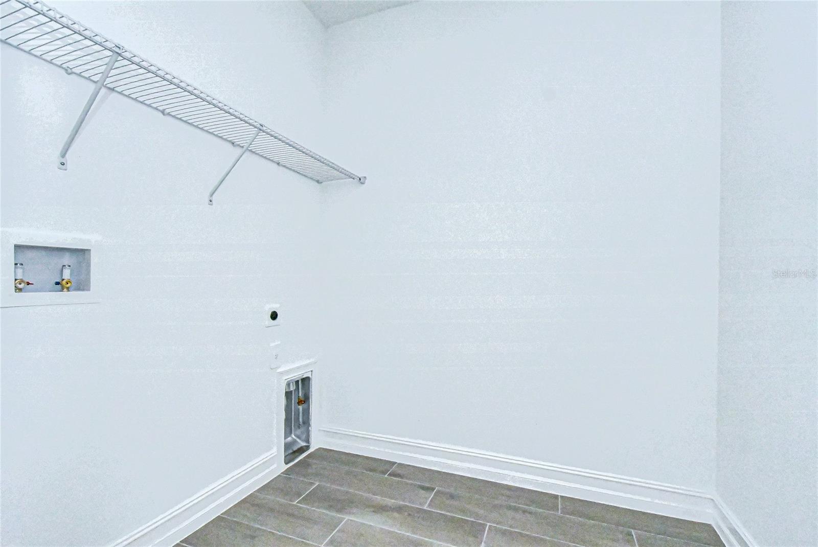 CONNERTON VLG 4 PHS 2B & 2C - Residential Lease