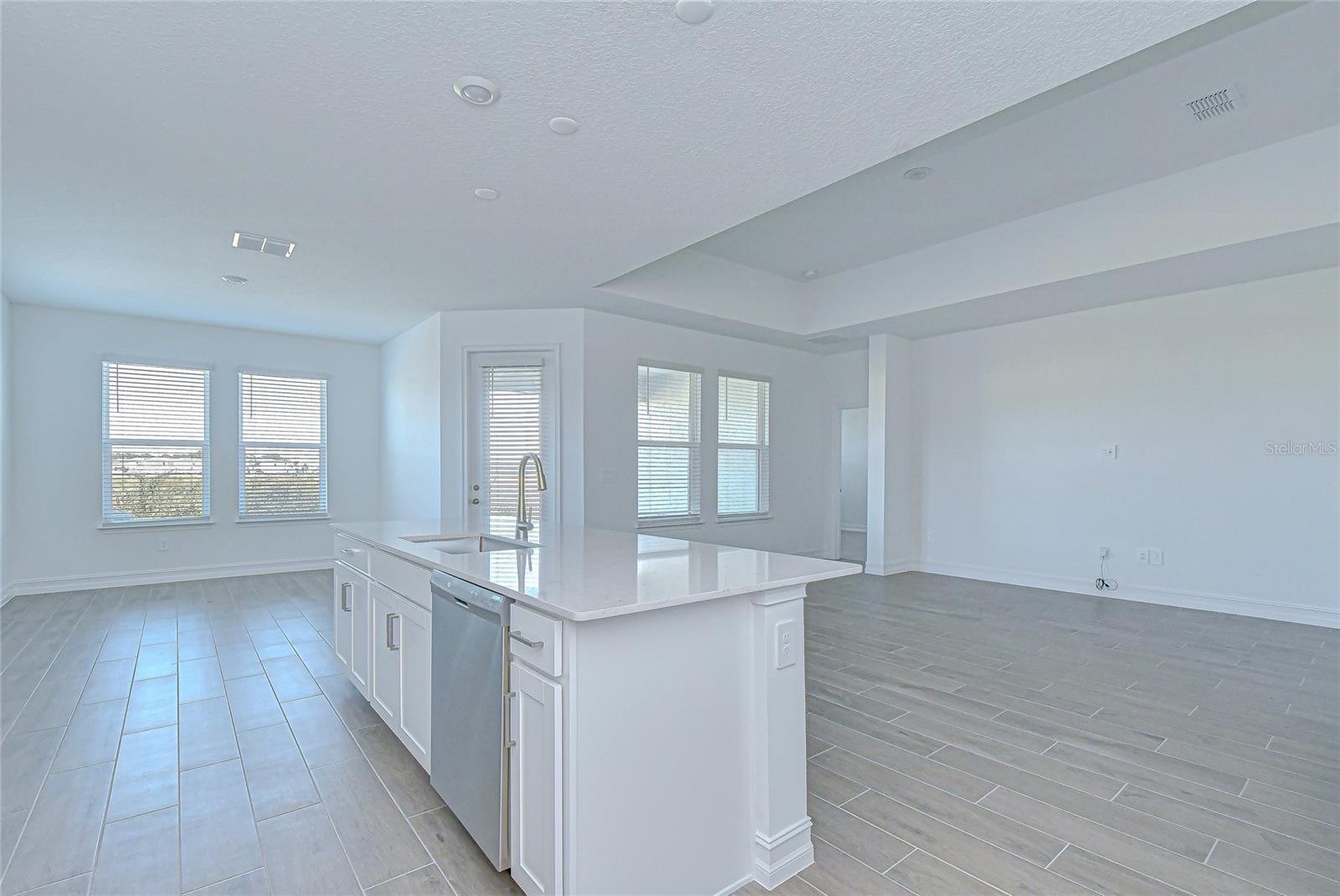 CONNERTON VLG 4 PHS 2B & 2C - Residential Lease