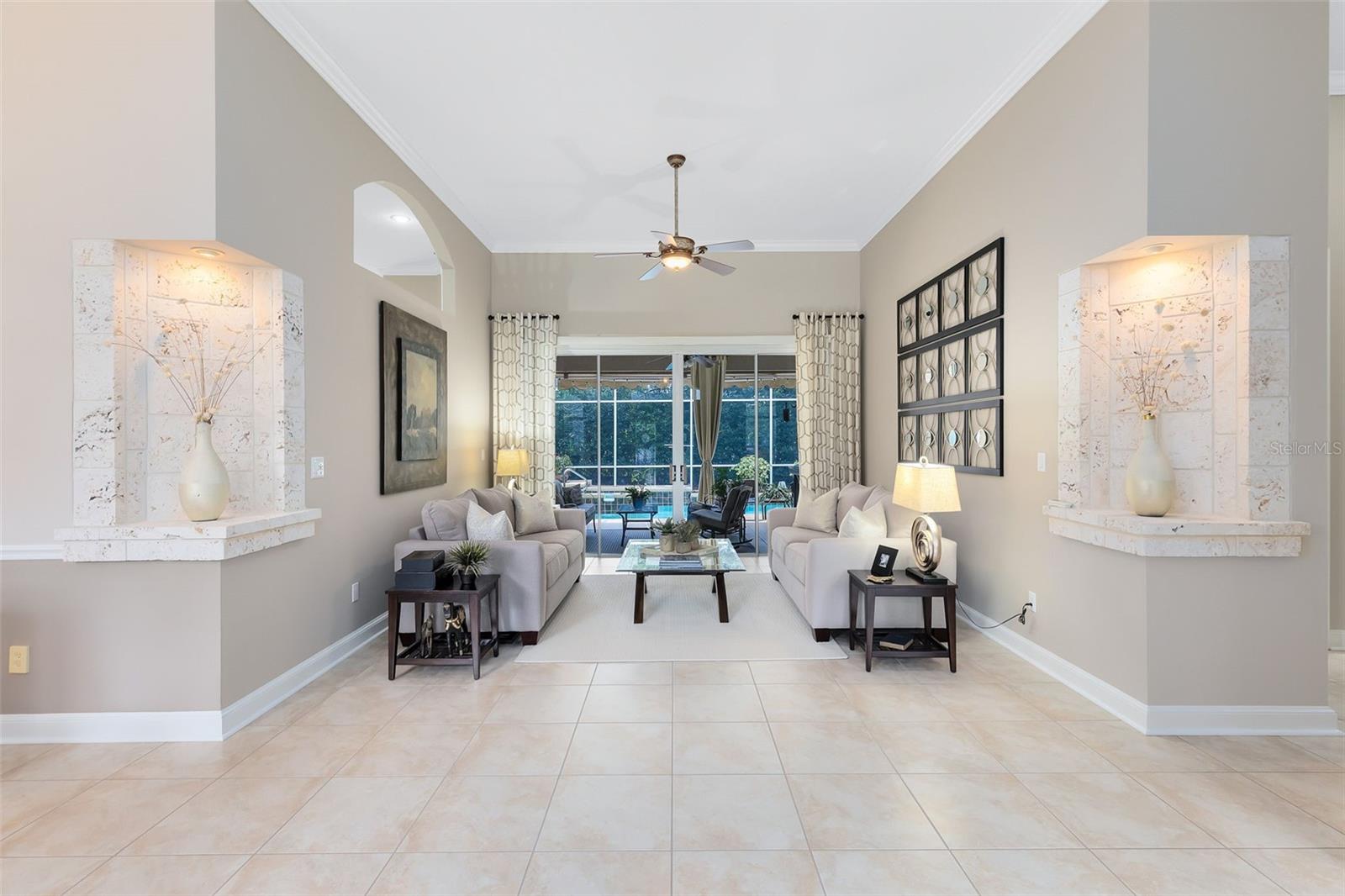 1525 EAGLE NEST CIRCLE