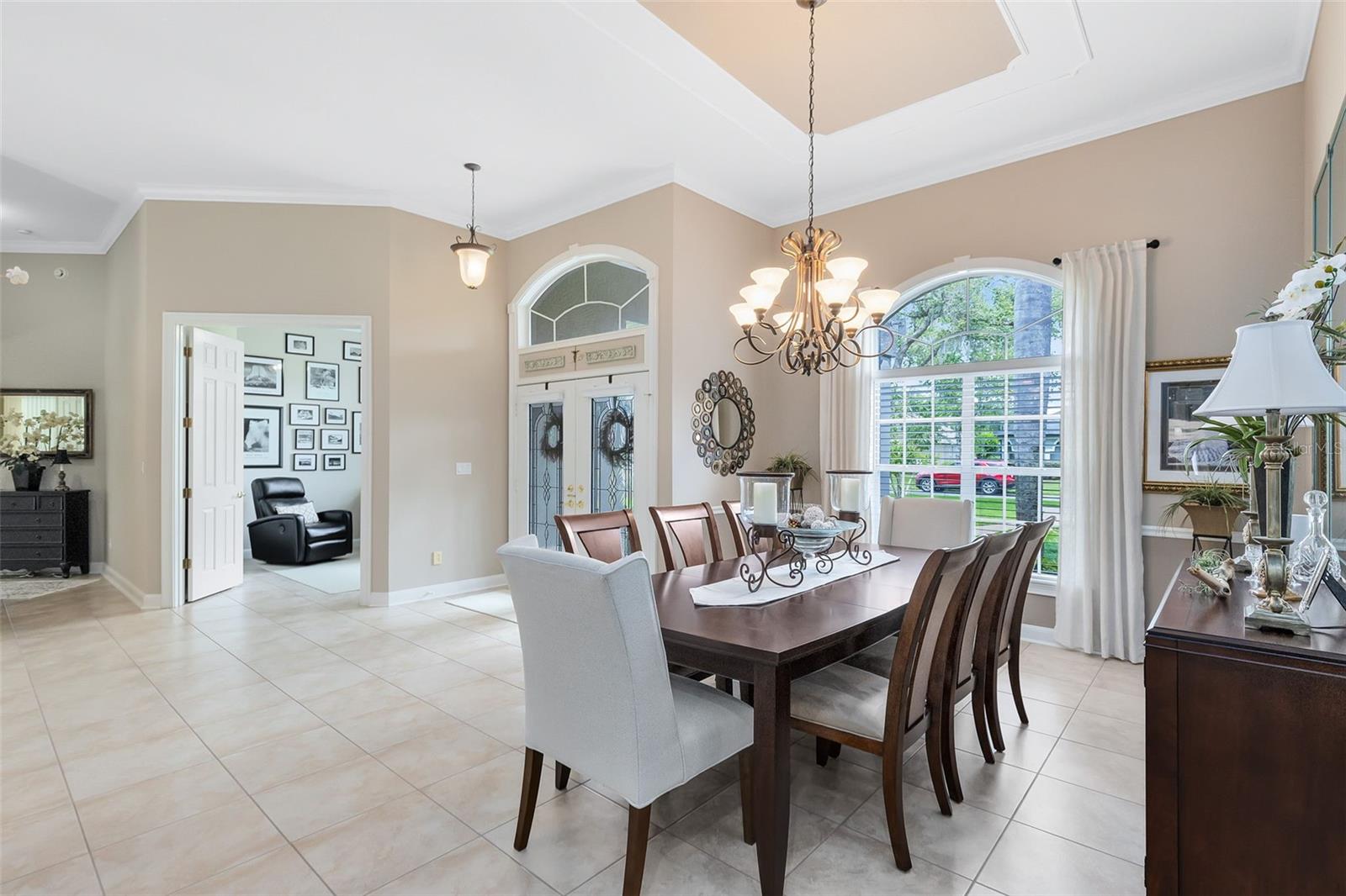 1525 EAGLE NEST CIRCLE