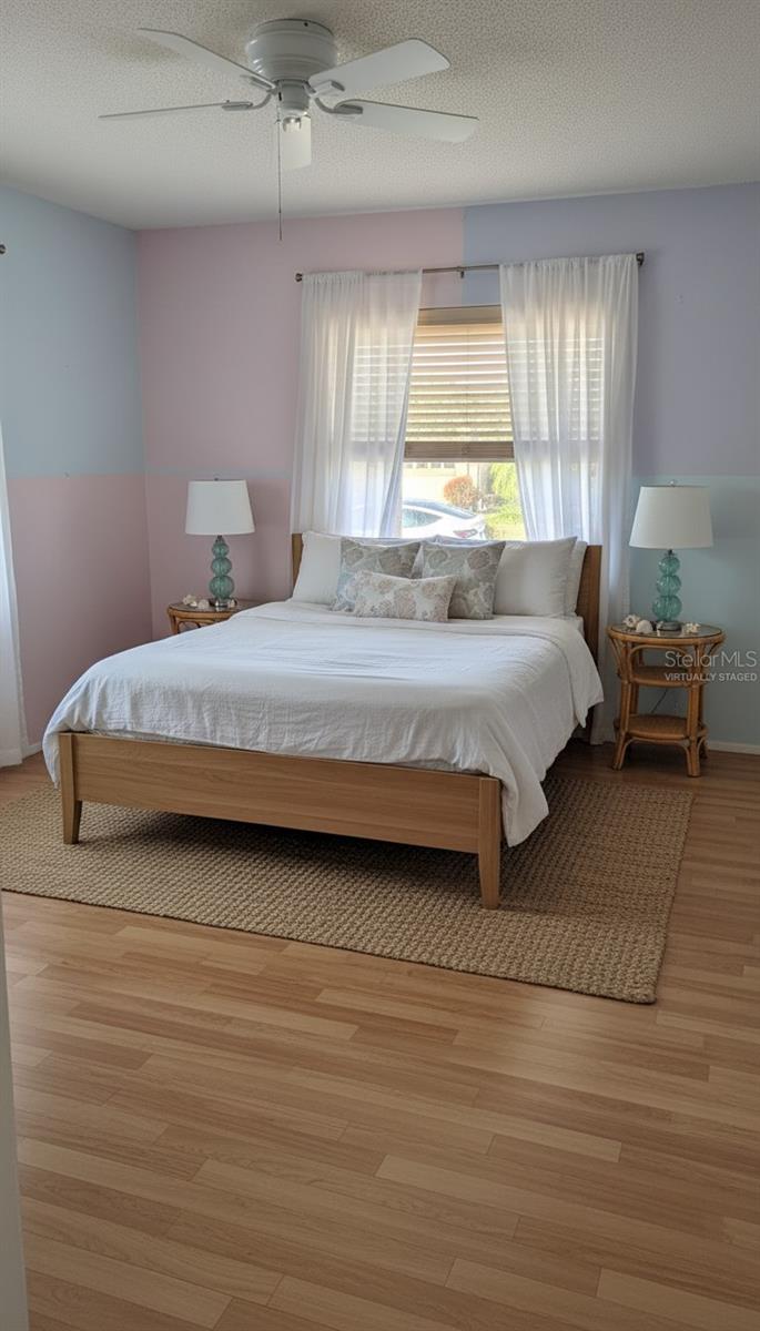 SOUTH VENICE - Residential