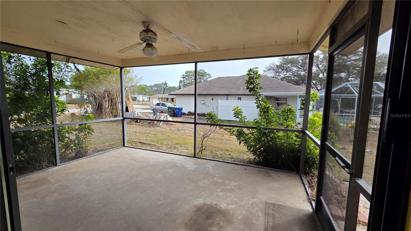 SOUTH VENICE - Residential