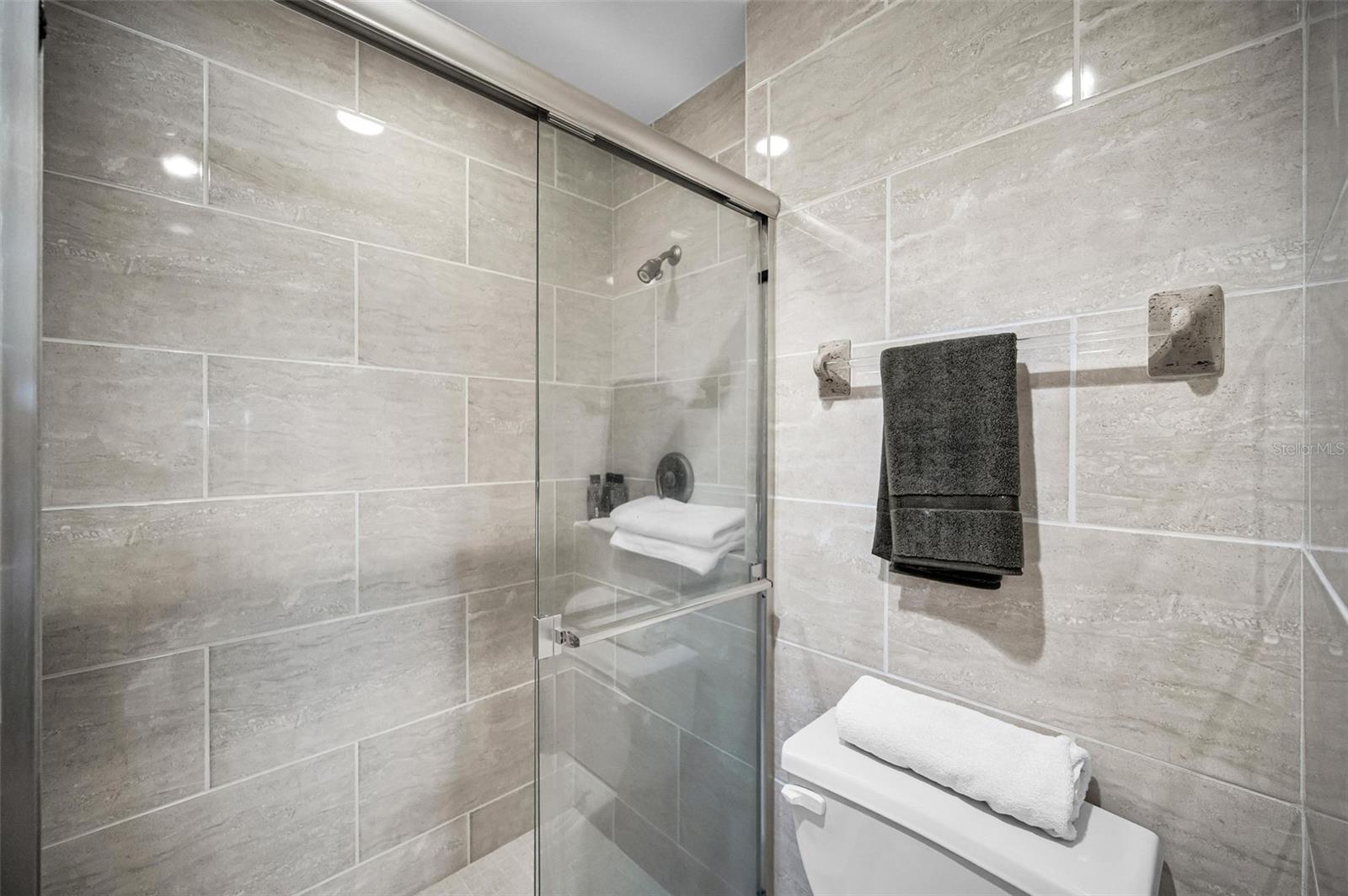 HARBOUR CLUB CONDO NO 3 - Residential