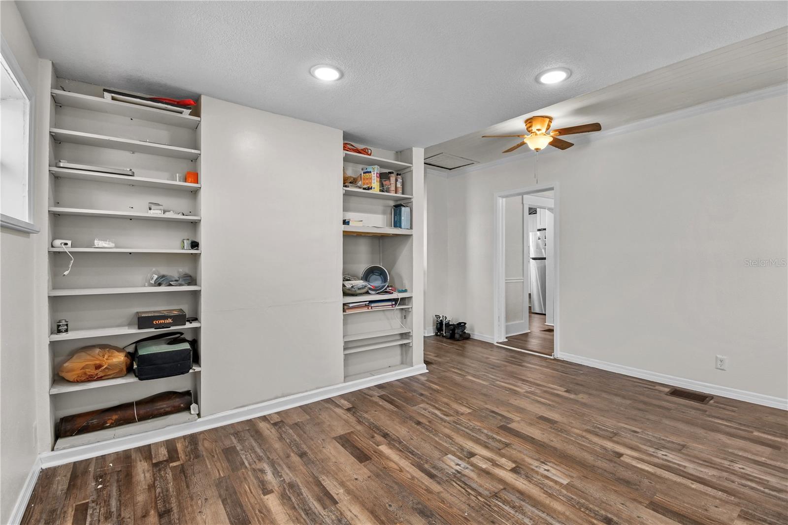 ROYAL POINCIANA - Residential Lease