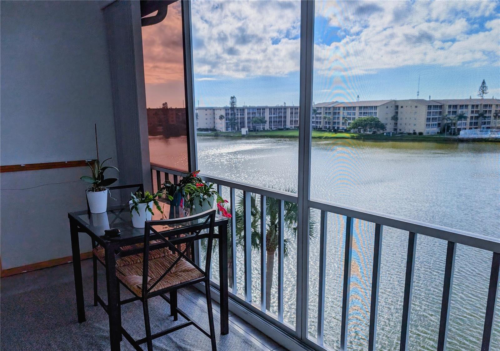 BAYSHORE ON THE LAKE APTS III SEC2 - Residential