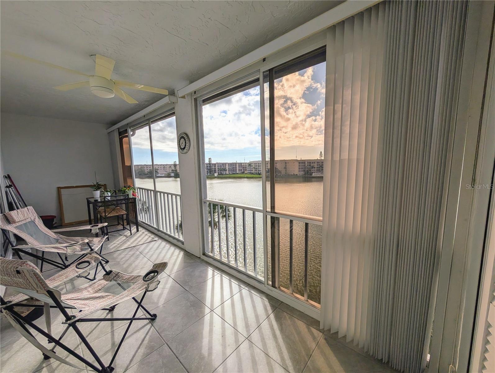 BAYSHORE ON THE LAKE APTS III SEC2 - Residential