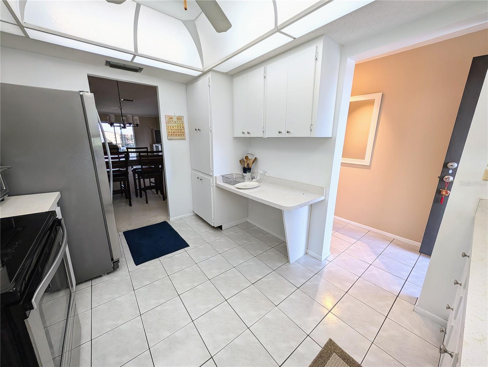 BAYSHORE ON THE LAKE APTS III SEC2 - Residential