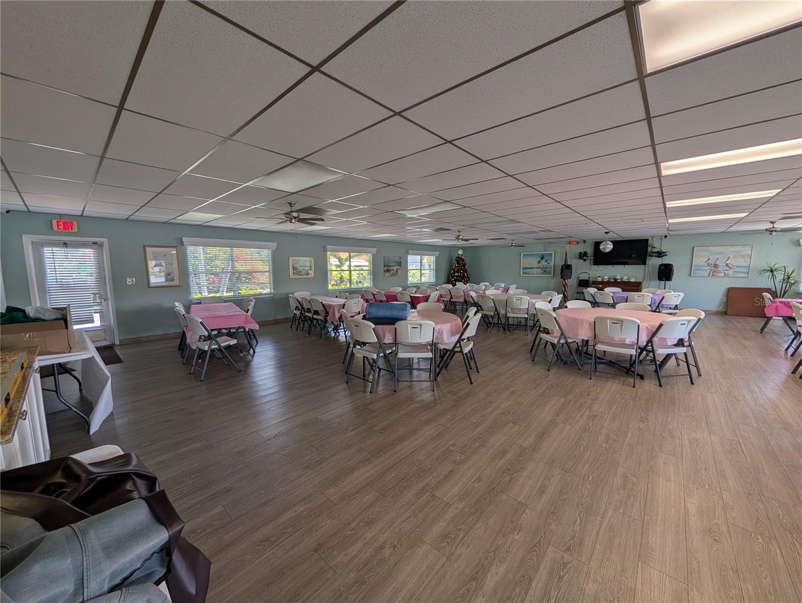 BAYSHORE ON THE LAKE APTS III SEC2 - Residential