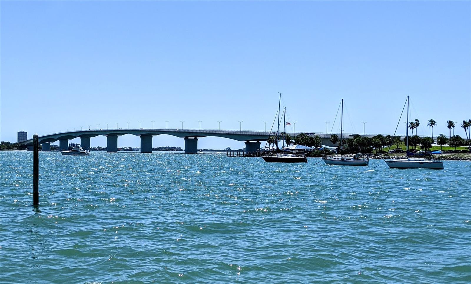 BAYSHORE ON THE LAKE APTS III SEC2 - Residential