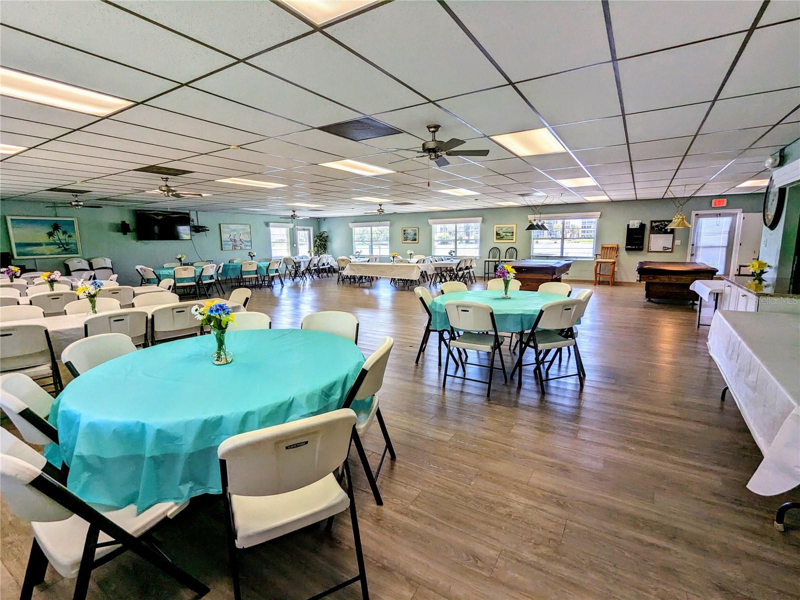 BAYSHORE ON THE LAKE APTS III SEC2 - Residential