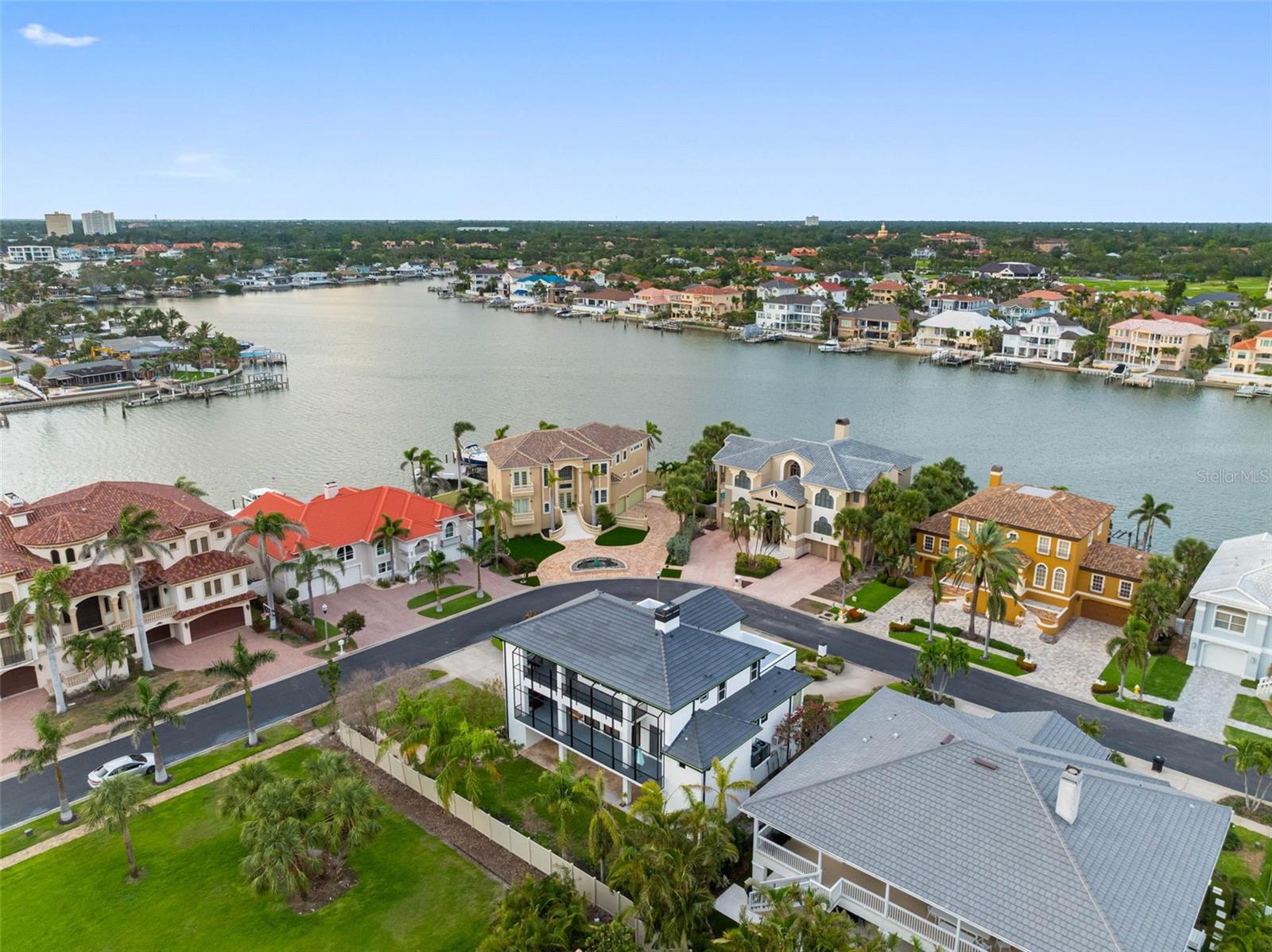 KIPPS COLONY ESTATES AT PASADENA YACHT/COUNTRY CL - Residential