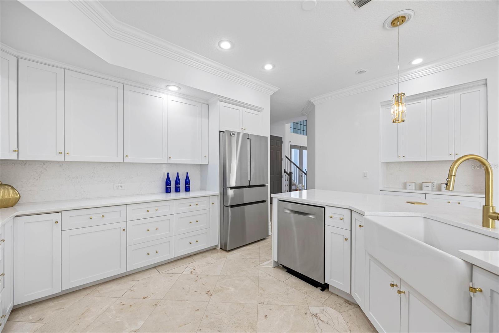 KIPPS COLONY ESTATES AT PASADENA YACHT/COUNTRY CL - Residential