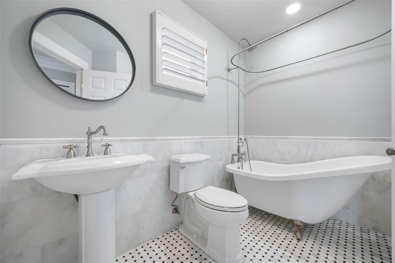 KIPPS COLONY ESTATES AT PASADENA YACHT/COUNTRY CL - Residential