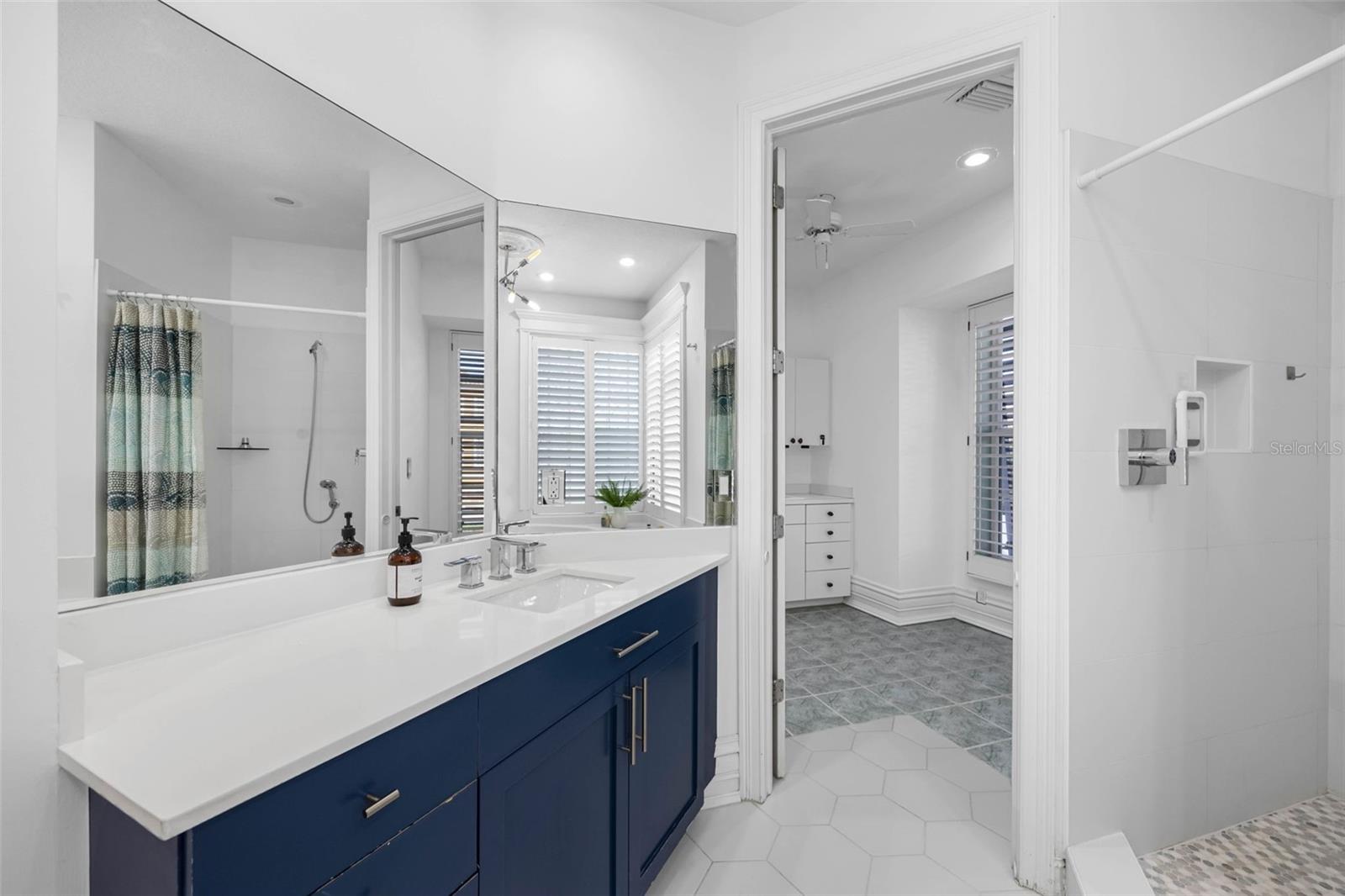 KIPPS COLONY ESTATES AT PASADENA YACHT/COUNTRY CL - Residential