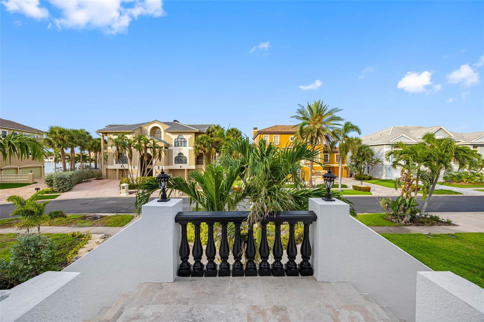 KIPPS COLONY ESTATES AT PASADENA YACHT/COUNTRY CL - Residential