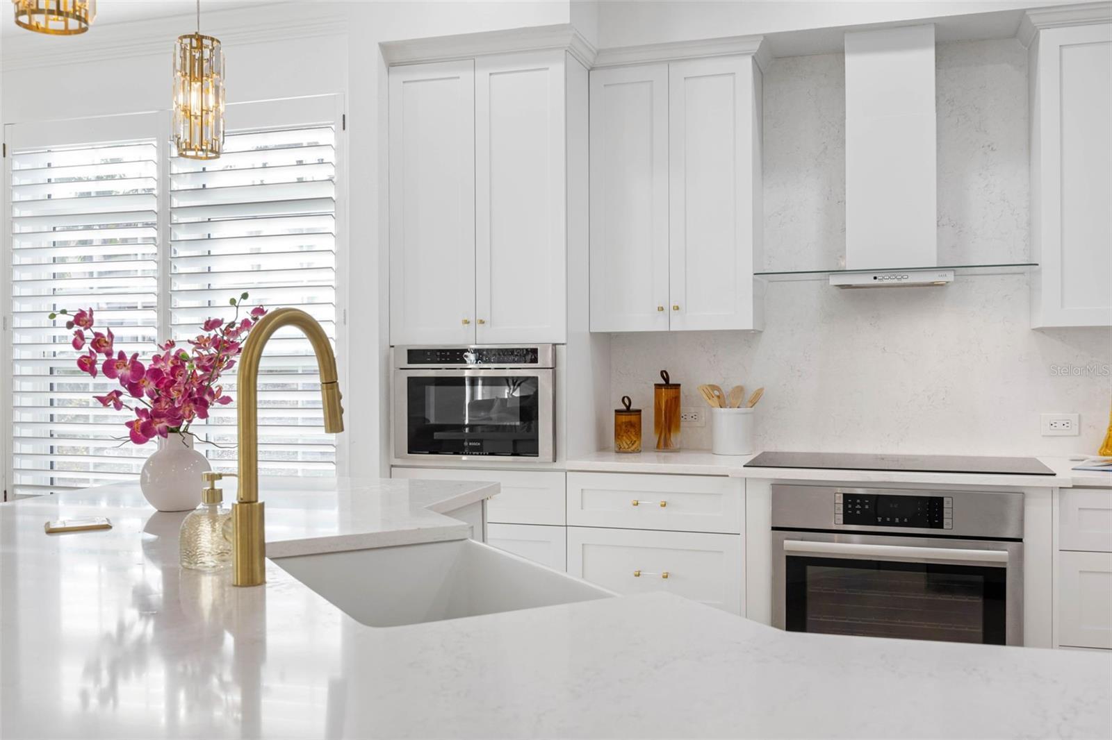 KIPPS COLONY ESTATES AT PASADENA YACHT/COUNTRY CL - Residential