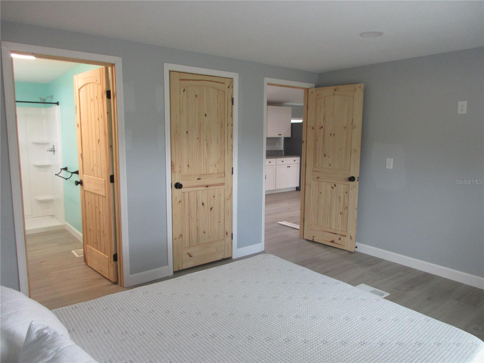 HALFMOON MINI-FARMS - Residential