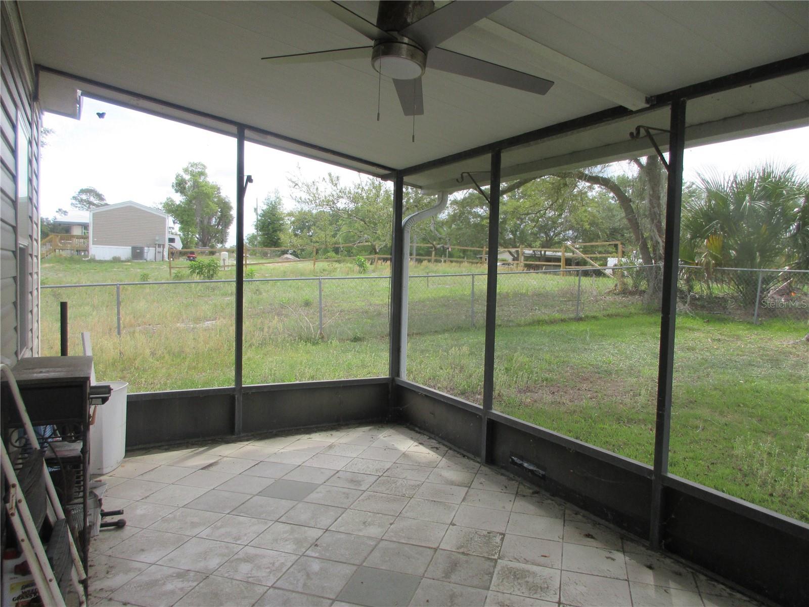 HALFMOON MINI-FARMS - Residential